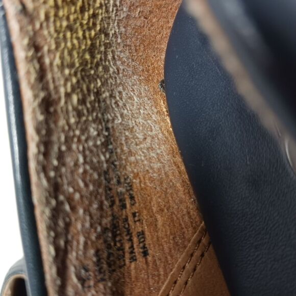 Solos Women's 7.5M Blue 2-inch Pumps/Heels...................................... - Picture 14 of 15